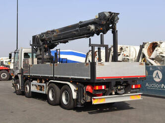 2013-mercedes-benz-axor3243-46091510