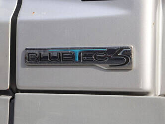 2013-mercedes-benz-axor3243-46091521