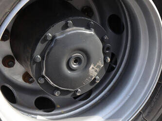 2013-mercedes-benz-axor3243-46091531