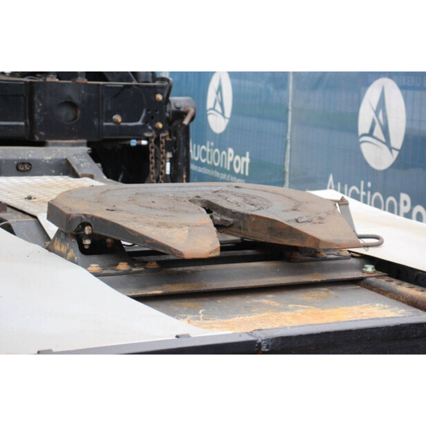 2019 مرسيدس بنز Arocs 2858-46091853