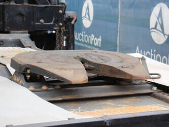 2019-mercedes-benz-arocs-2858-1434067-46091853