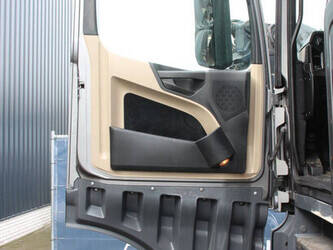 2019-mercedes-benz-arocs-2858-1434067-46091868