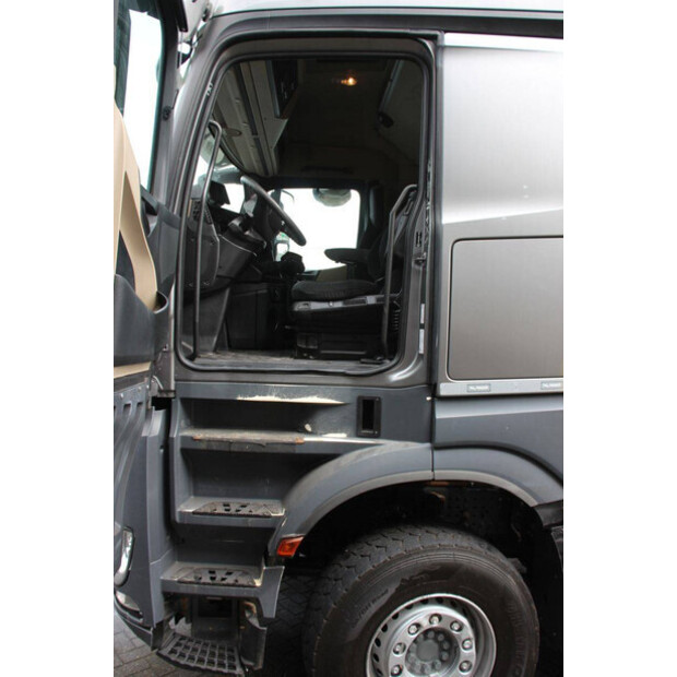 2019 مرسيدس بنز Arocs 2858-46091869