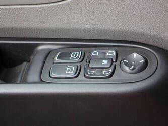 2014-daf-cf400-1434068-46091931