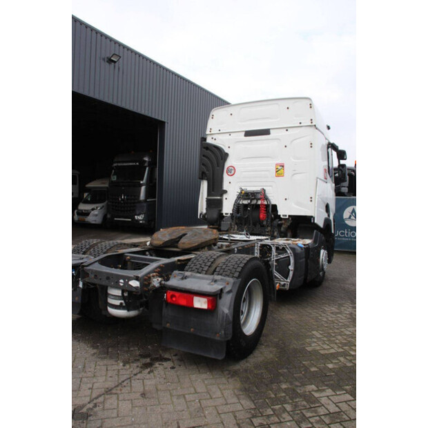 2016 رينو T 460-46091956