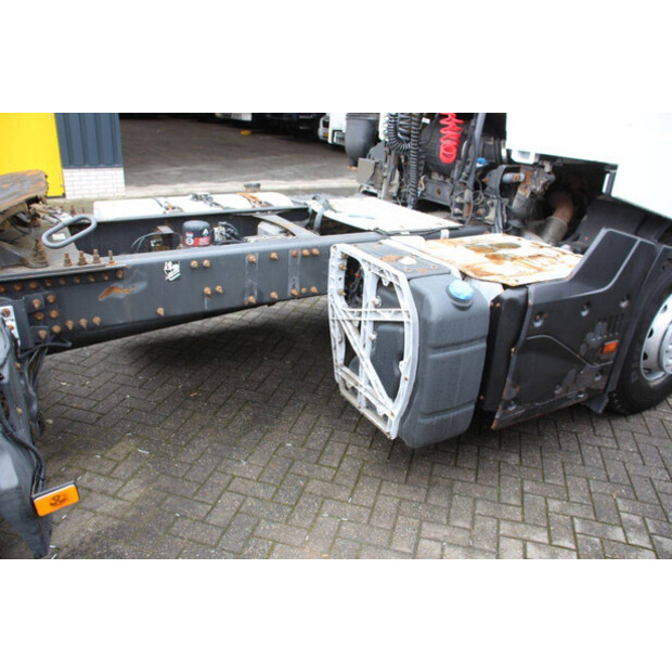 2016 رينو T 460-46091976