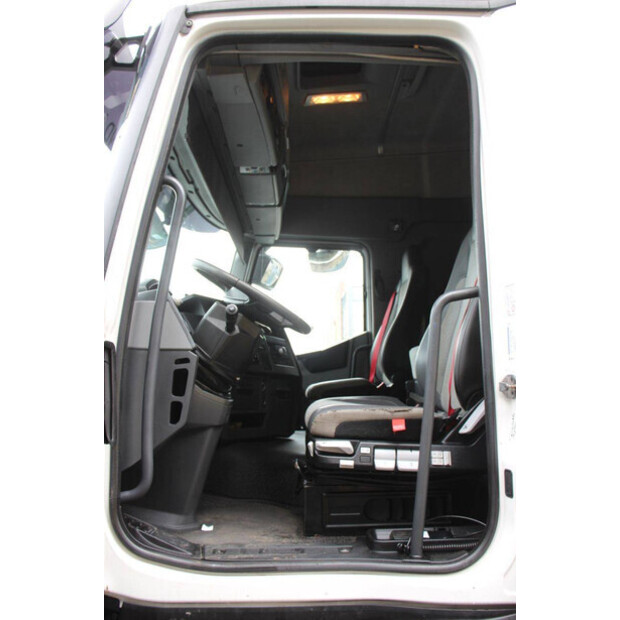 2016 رينو T 460-46091979