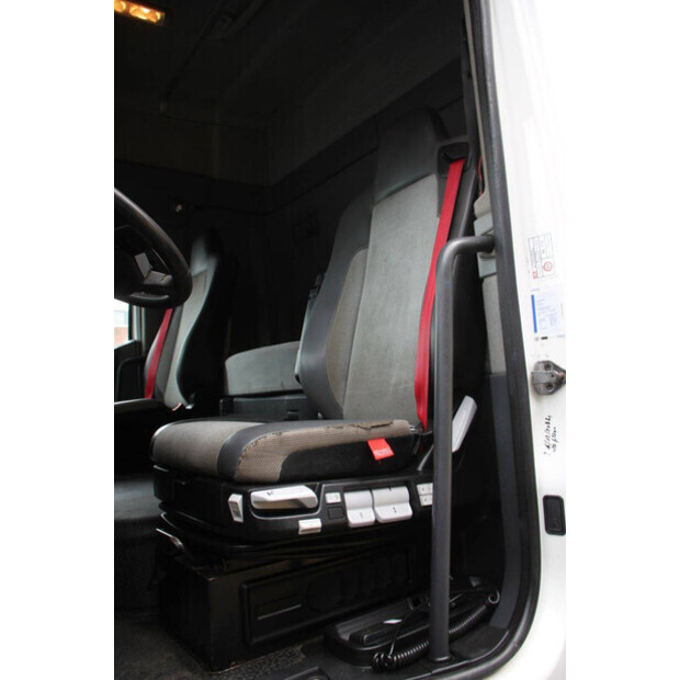 2016 رينو T 460-46091983