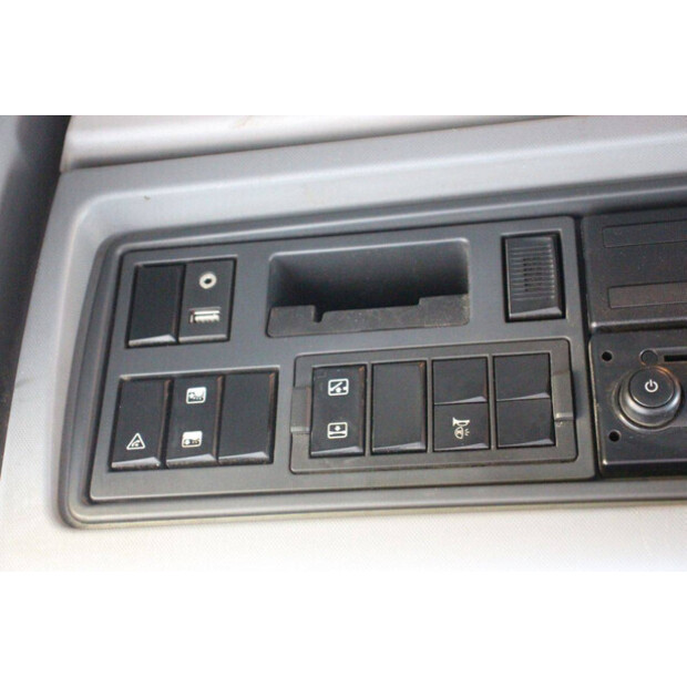 2016 رينو T 460-46091990