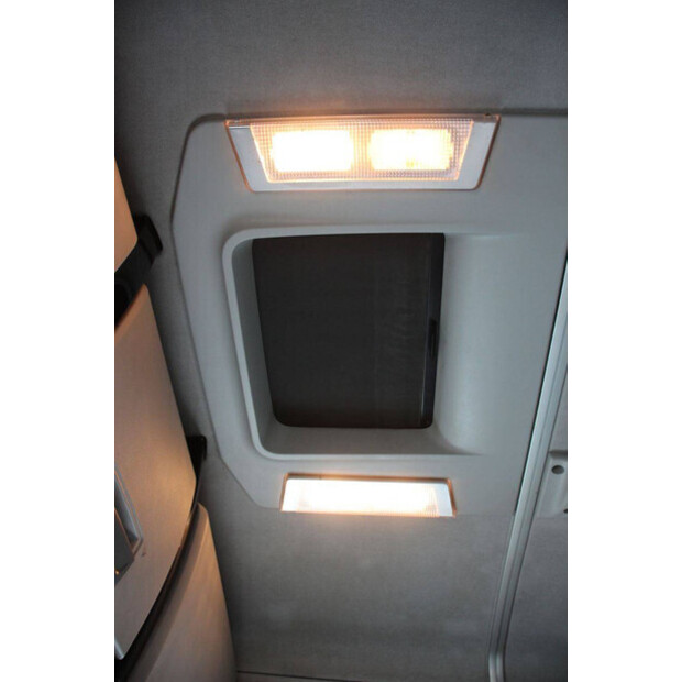 2016 رينو T 460-46091994