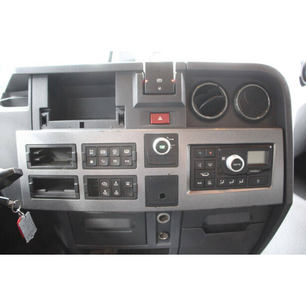 2016 رينو T 460-46091997