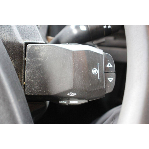 2016 رينو T 460-46092005