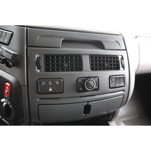 2018 داف XF 106.480-46092057