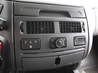 2018-daf-xf-106-480-1434070-46092057