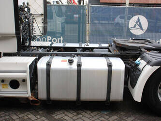 2016-scania-r410-1434072-46092130