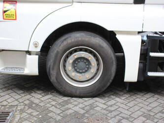 2017-man-tgx-18-480-1434075-46092286