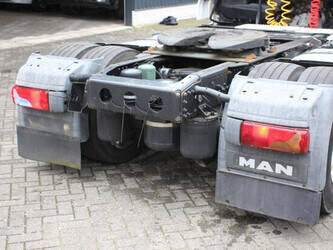 2017-man-tgx-18-480-1434075-46092294