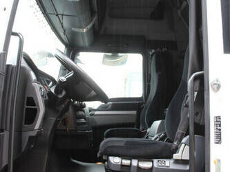 2017-man-tgx-18-480-1434075-46092301