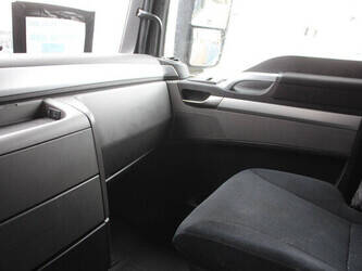 2017-man-tgx-18-480-1434075-46092317