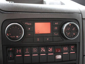 2017-man-tgx-18-480-1434075-46092318