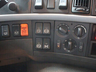 2011-volvo-fmx-420-1434076-46092374