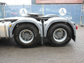 2018-man-tgs-33-420-46092393