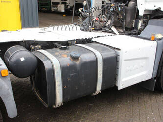 2018-man-tgs-33-420-46092405