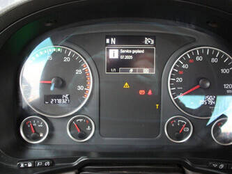 2018-man-tgs-33-420-46092420