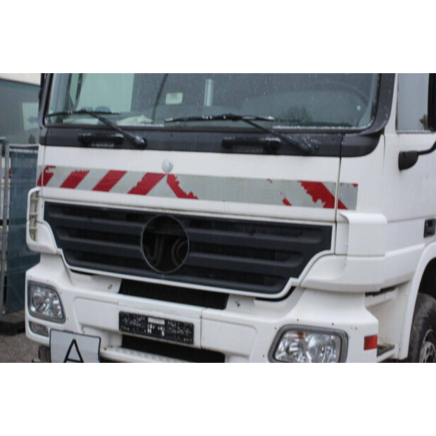 2008 Mercedes-Benz 930.24-46092433