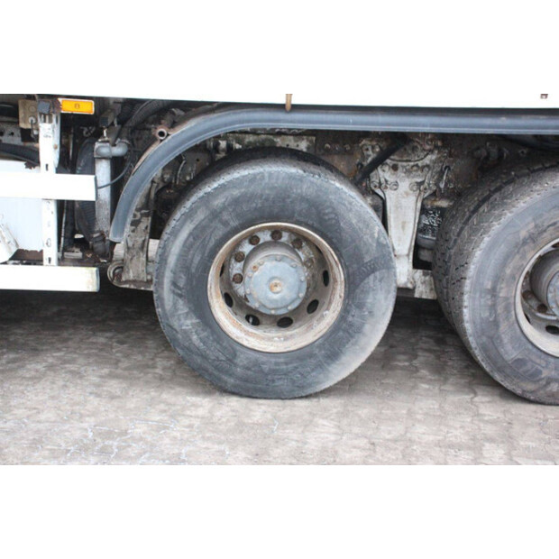 2008 Mercedes-Benz 930.24-46092439