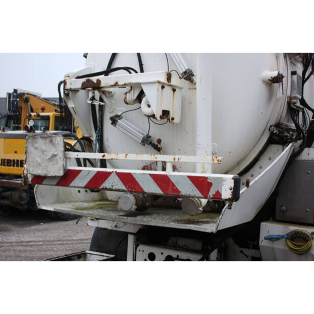 2008 Mercedes-Benz 930.24-46092445