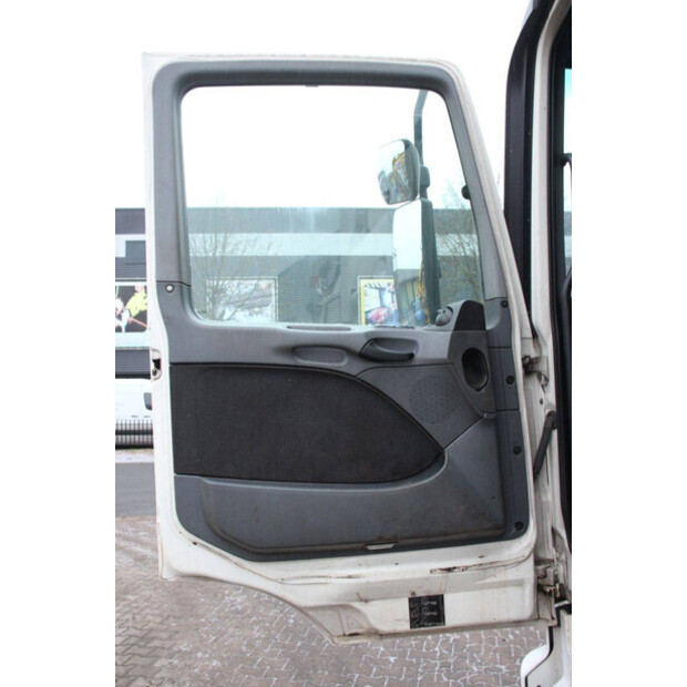 2008 Mercedes-Benz 930.24-46092451