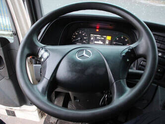 2008-mercedes-benz-930-24-1434078-46092458