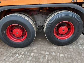 1995-man-35-402-1434081-46092574