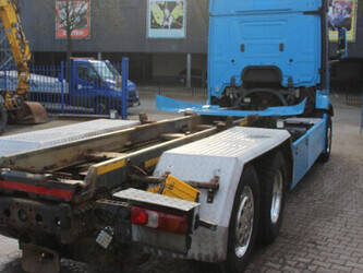 2012-mercedes-benz-actros-2548-1434090-46092837