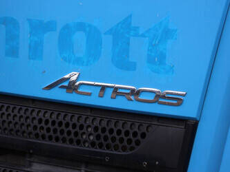 2012-mercedes-benz-actros-2548-1434090-46092845