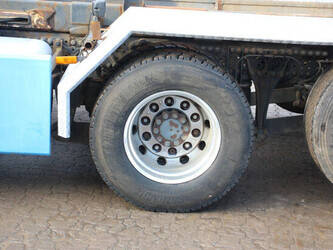 2012-mercedes-benz-actros-2548-1434090-46092849