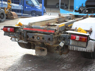 2012-mercedes-benz-actros-2548-1434090-46092852