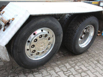 2012-mercedes-benz-actros-2548-1434090-46092854