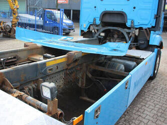 2012-mercedes-benz-actros-2548-1434090-46092855