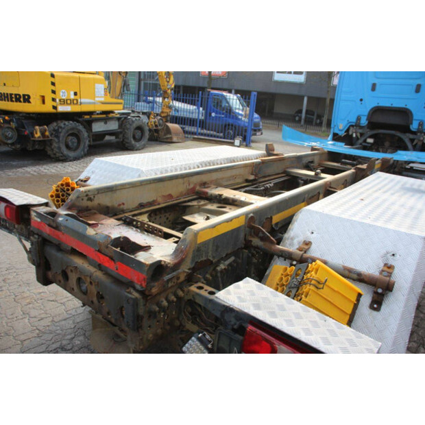 2012 Mercedes-Benz ACTROS 2548-46092856