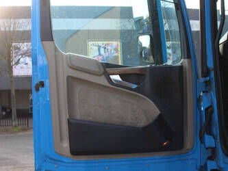 2012-mercedes-benz-actros-2548-1434090-46092861