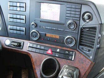 2012-mercedes-benz-actros-2548-1434090-46092871