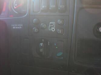 2013-scania-r410-1434091-46092911