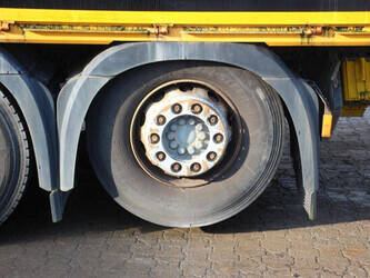 2014-mercedes-benz-antos-2540-1434092-46092941