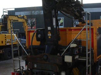 2014-mercedes-benz-antos-2540-1434092-46092944