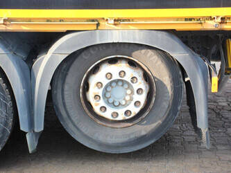 2014-mercedes-benz-antos-2540-1434093-46092987