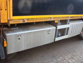 2014-mercedes-benz-antos-2540-1434093-46092999