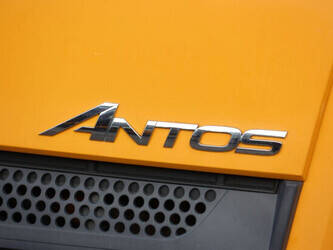 2014-mercedes-benz-antos-2540-1434094-46093025