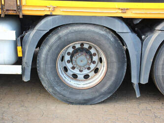 2014-mercedes-benz-antos-2540-1434094-46093030